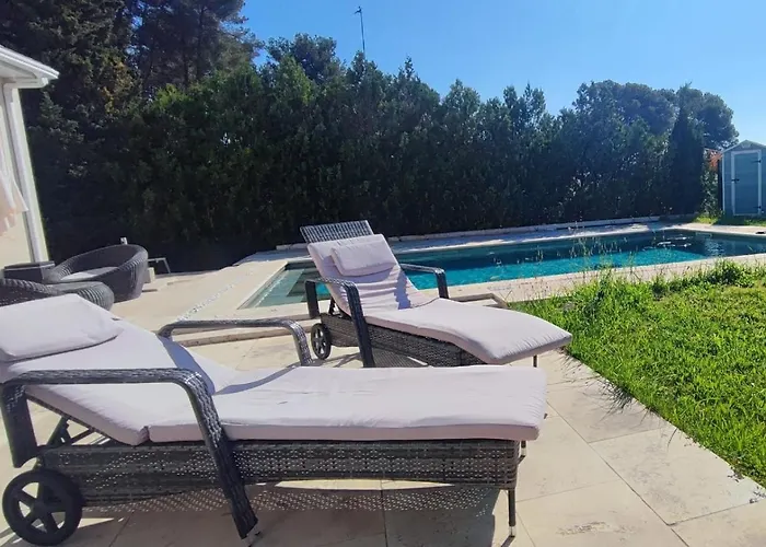 Les Pins Du Apartamento